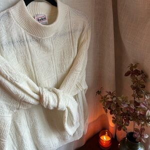 Vintage turtleneck cream sweater